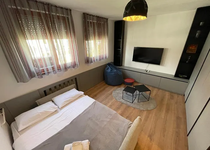 Xix Апартаменти Скоп'є